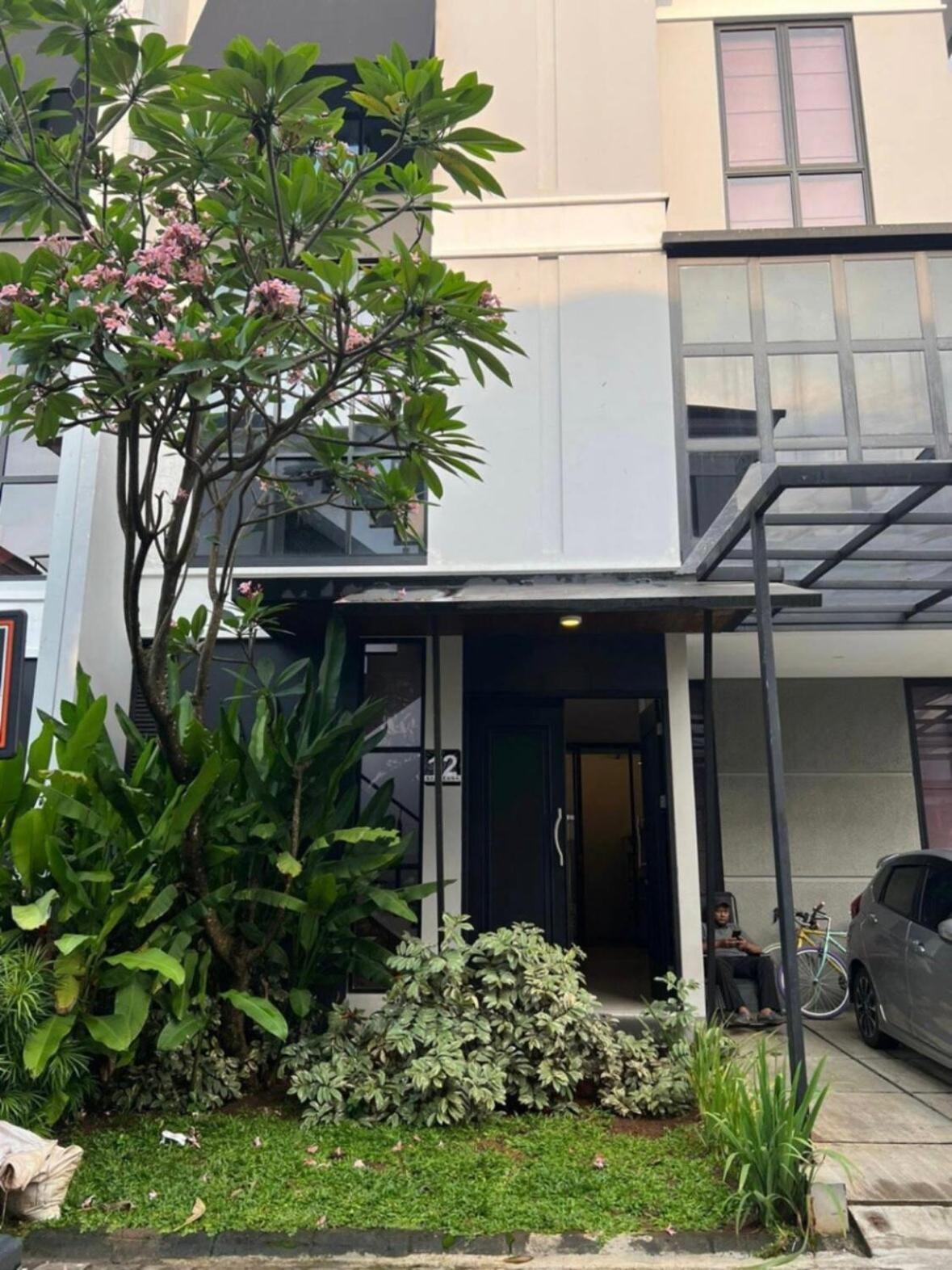 Rumah liburan Say - Cozy 3br In South Jakarta